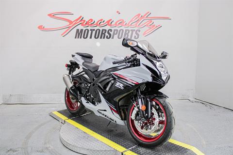 Front Right Side View - Photo 13