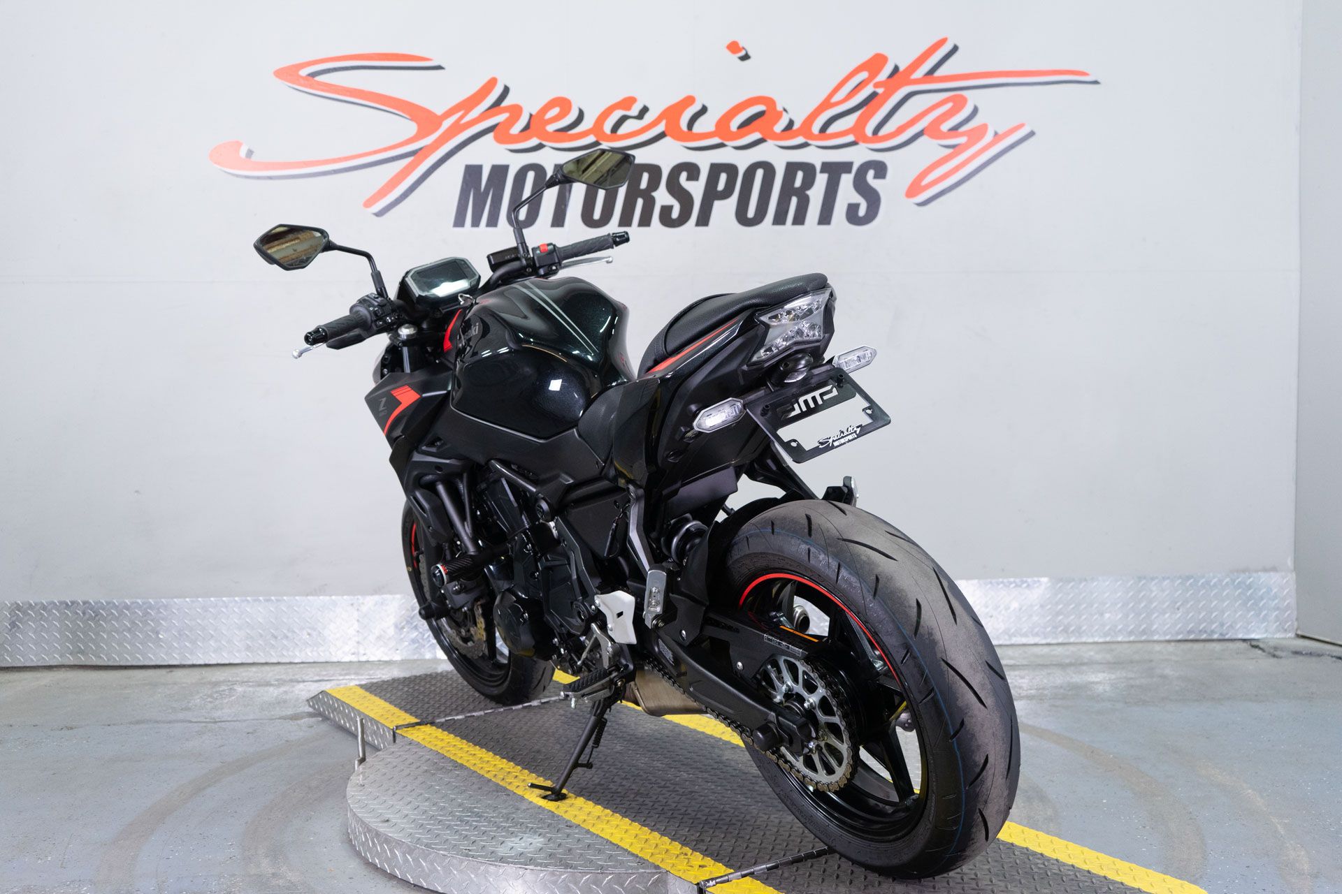 2023 Kawasaki Z650 in Sacramento, California - Photo 5