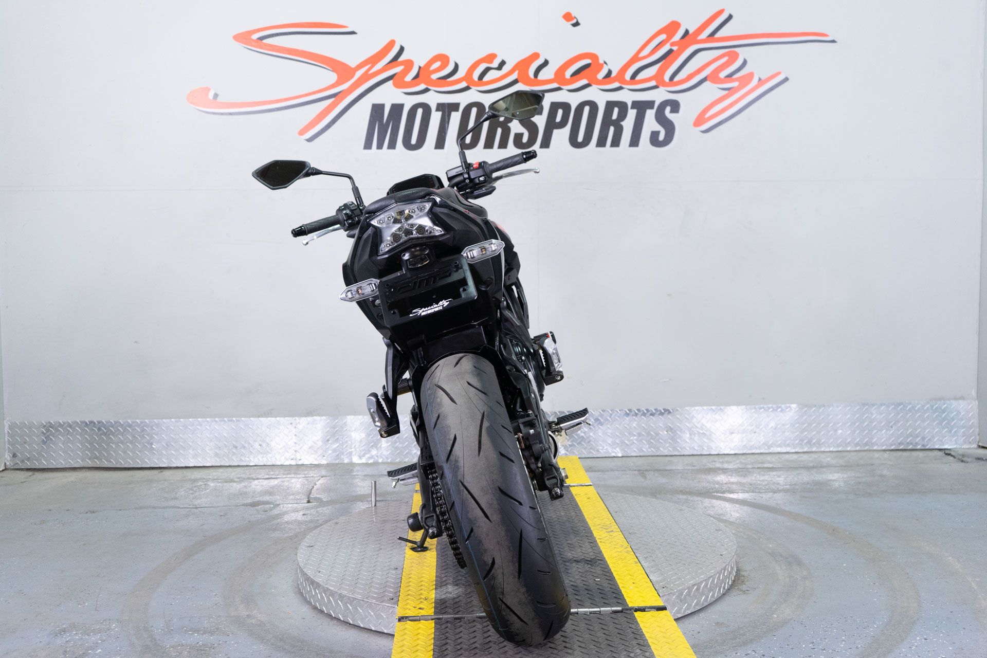 2023 Kawasaki Z650 in Sacramento, California - Photo 6