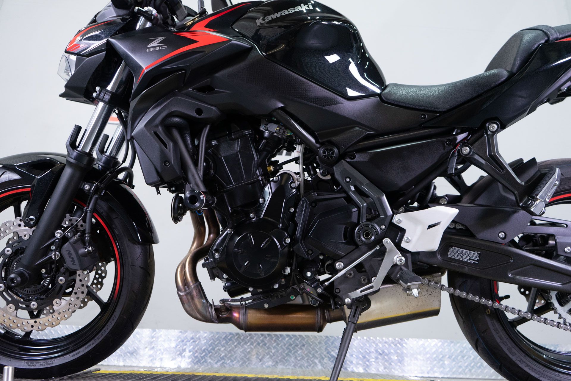 2023 Kawasaki Z650 in Sacramento, California - Photo 13