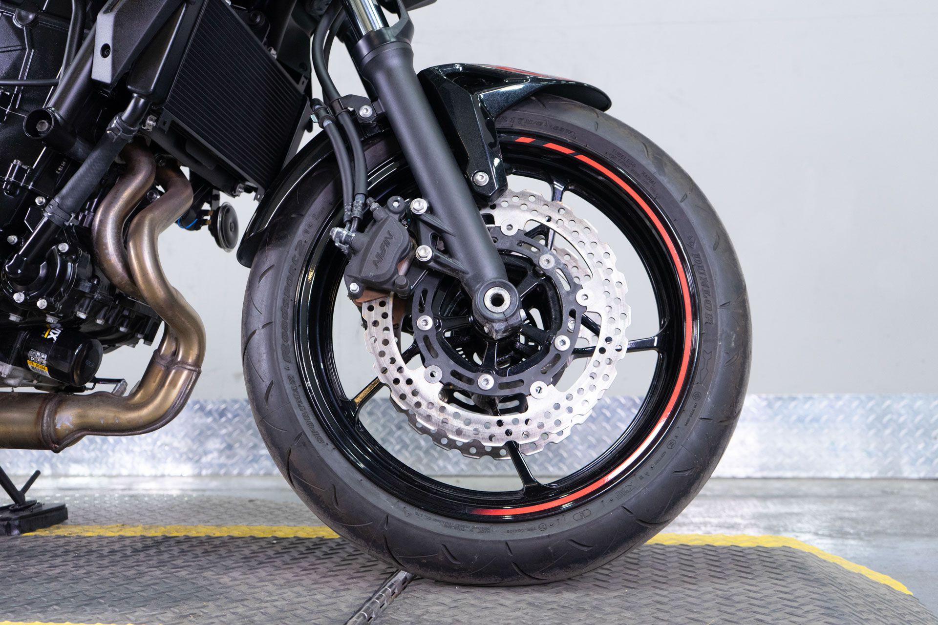 2023 Kawasaki Z650 in Sacramento, California - Photo 7