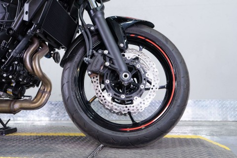 2023 Kawasaki Z650 in Sacramento, California - Photo 7