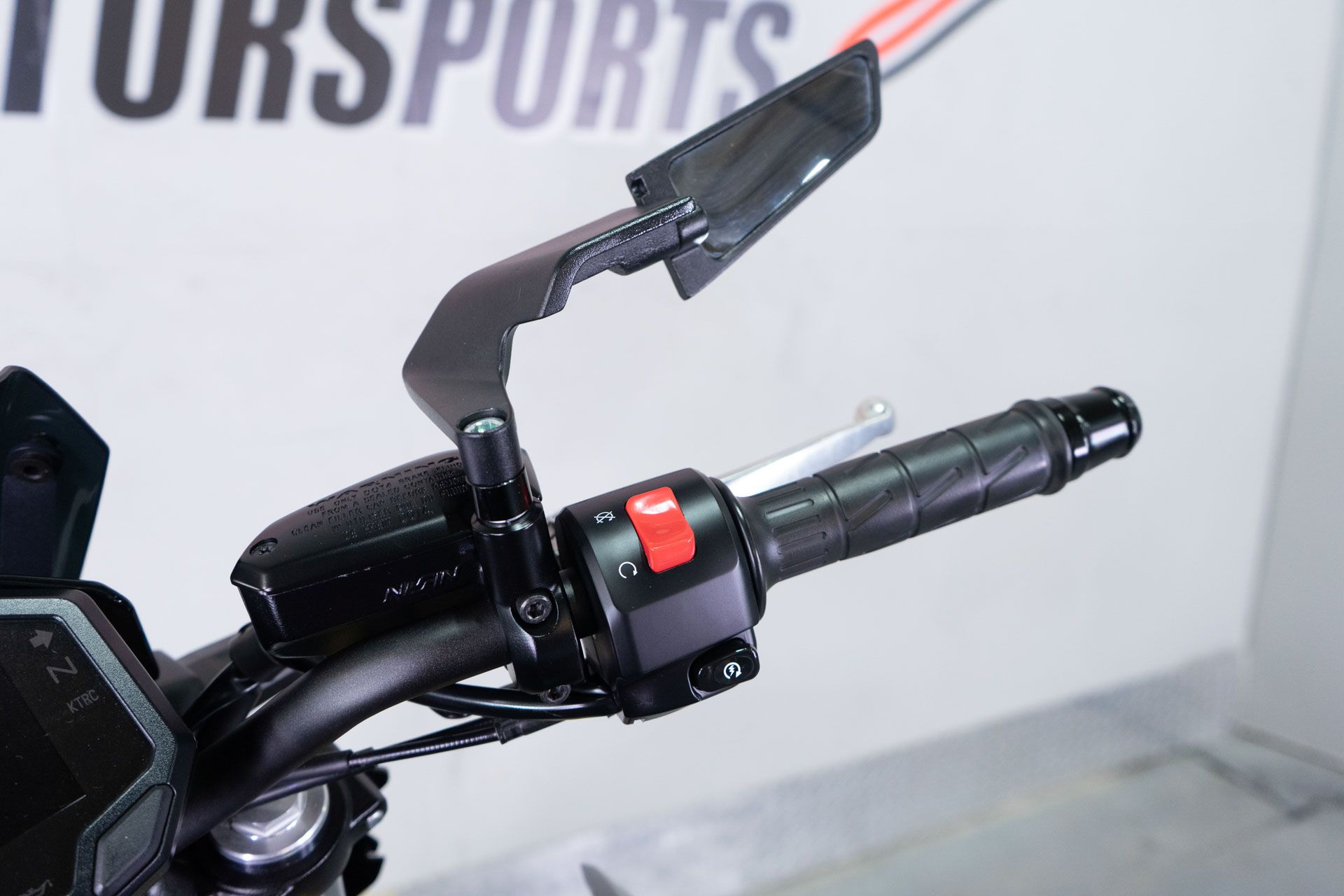 2023 Kawasaki Z650 in Sacramento, California - Photo 15