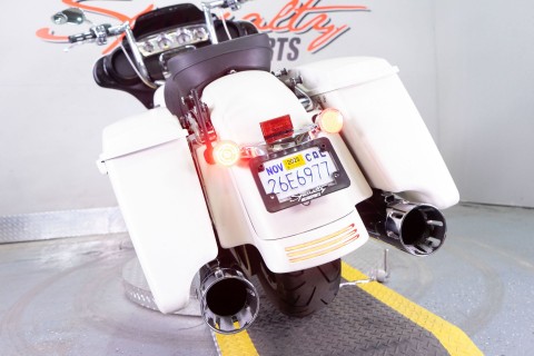 2018 Harley-Davidson Street Glide® in Sacramento, California - Photo 17