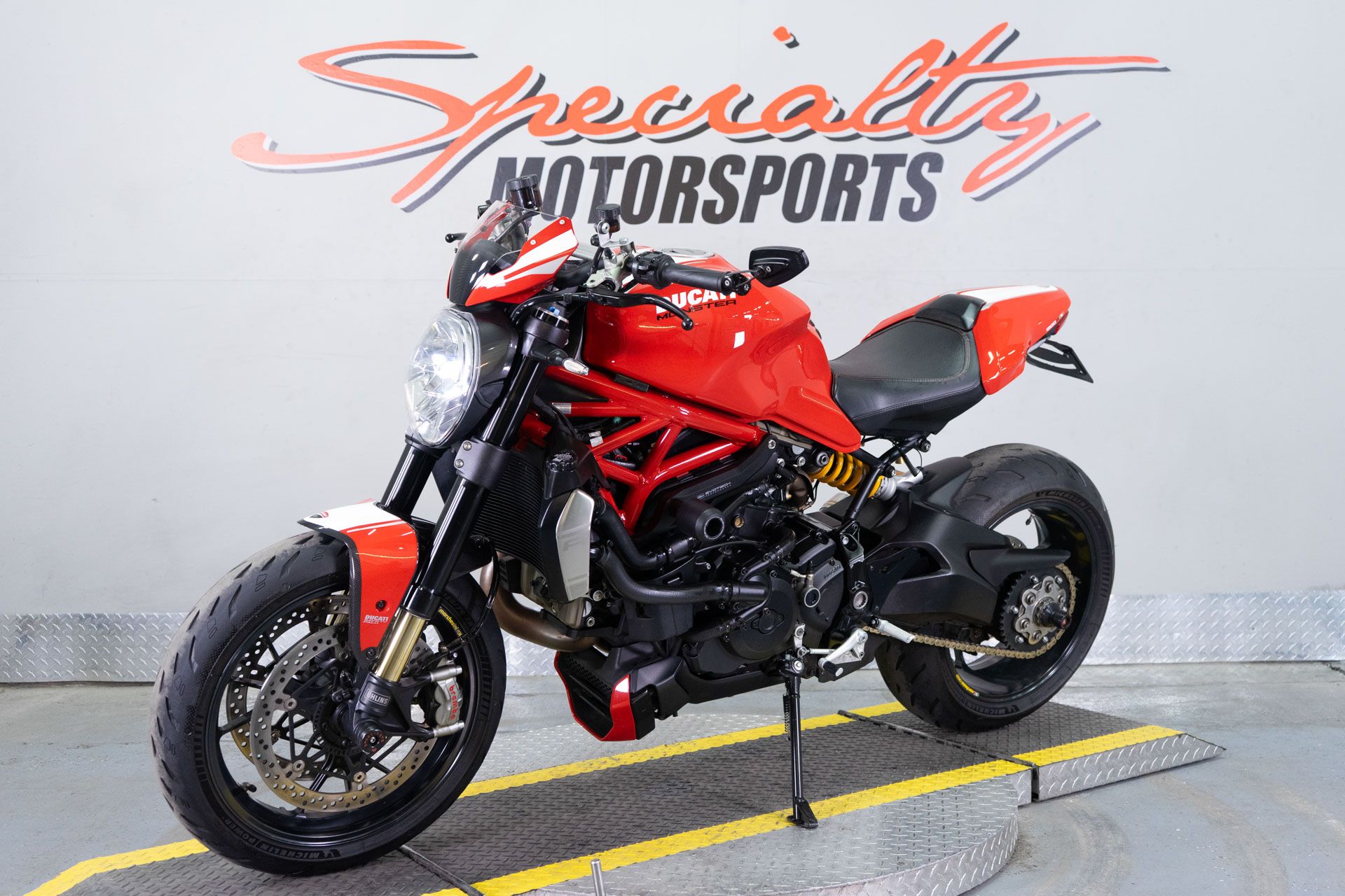 2019 Ducati Monster 1200 R in Sacramento, California - Photo 4