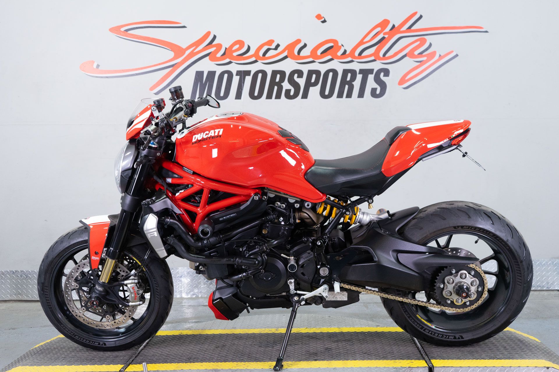 2019 Ducati Monster 1200 R in Sacramento, California - Photo 5