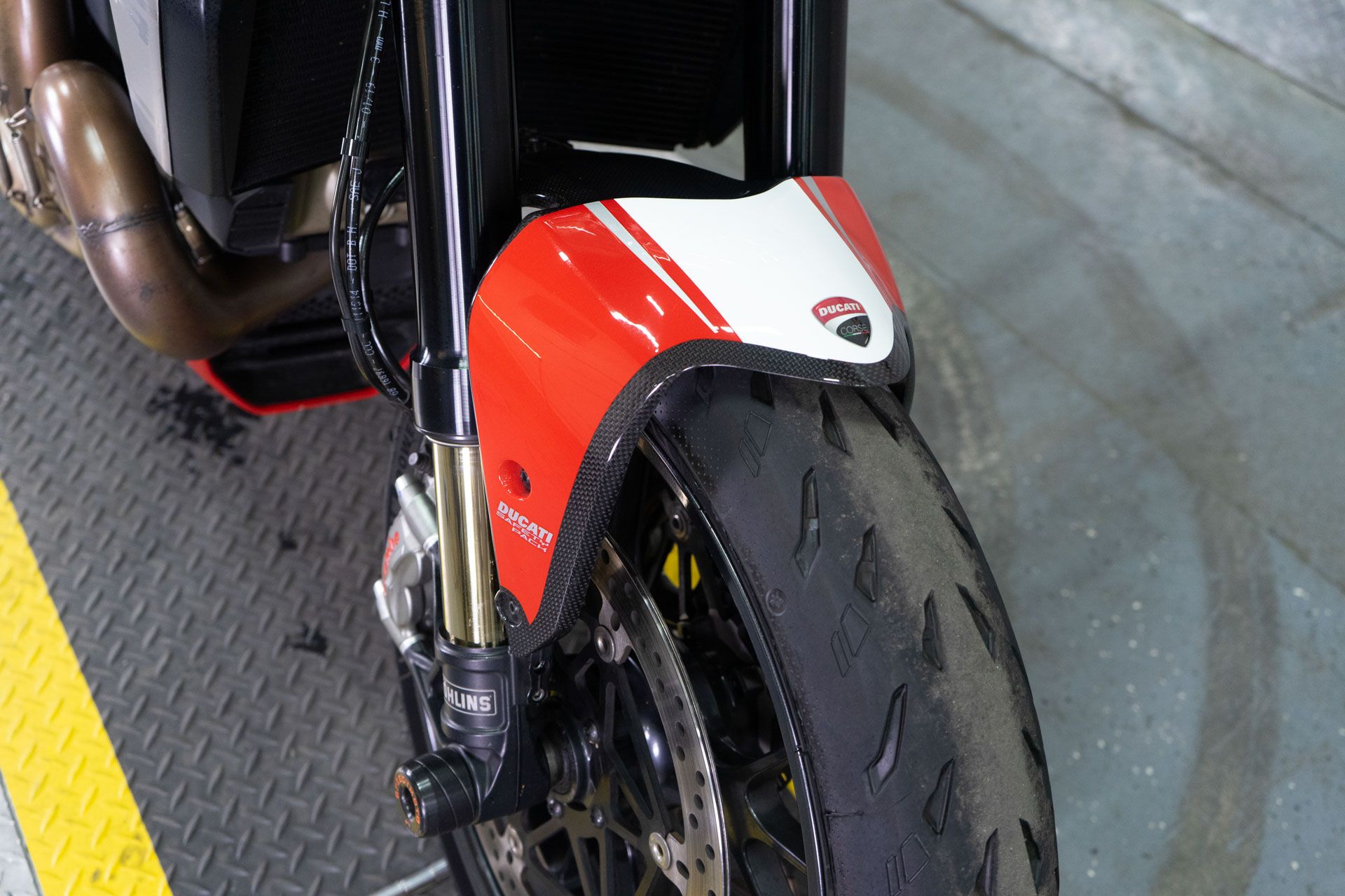 2019 Ducati Monster 1200 R in Sacramento, California - Photo 9