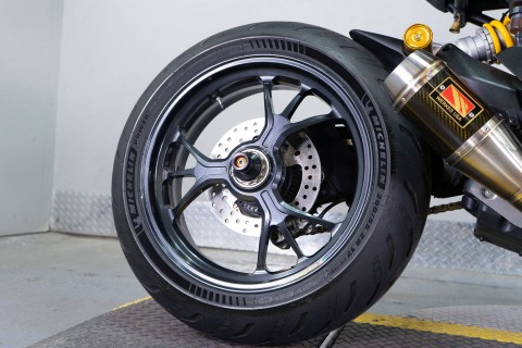 2019 Ducati Monster 1200 R in Sacramento, California - Photo 10