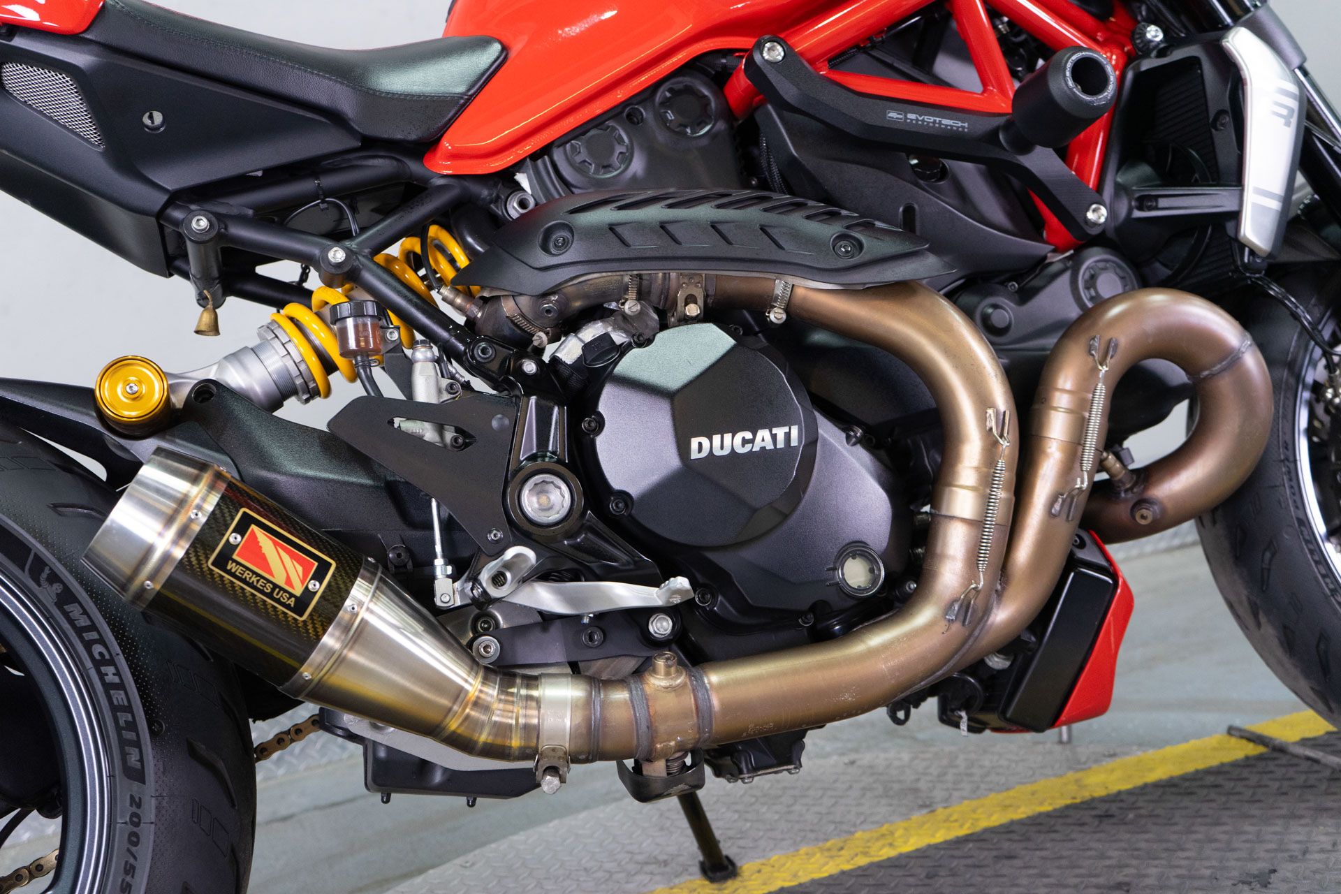 2019 Ducati Monster 1200 R in Sacramento, California - Photo 11