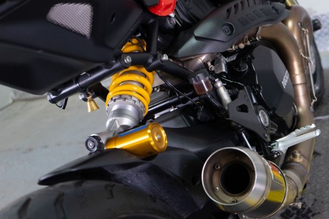 2019 Ducati Monster 1200 R in Sacramento, California - Photo 19