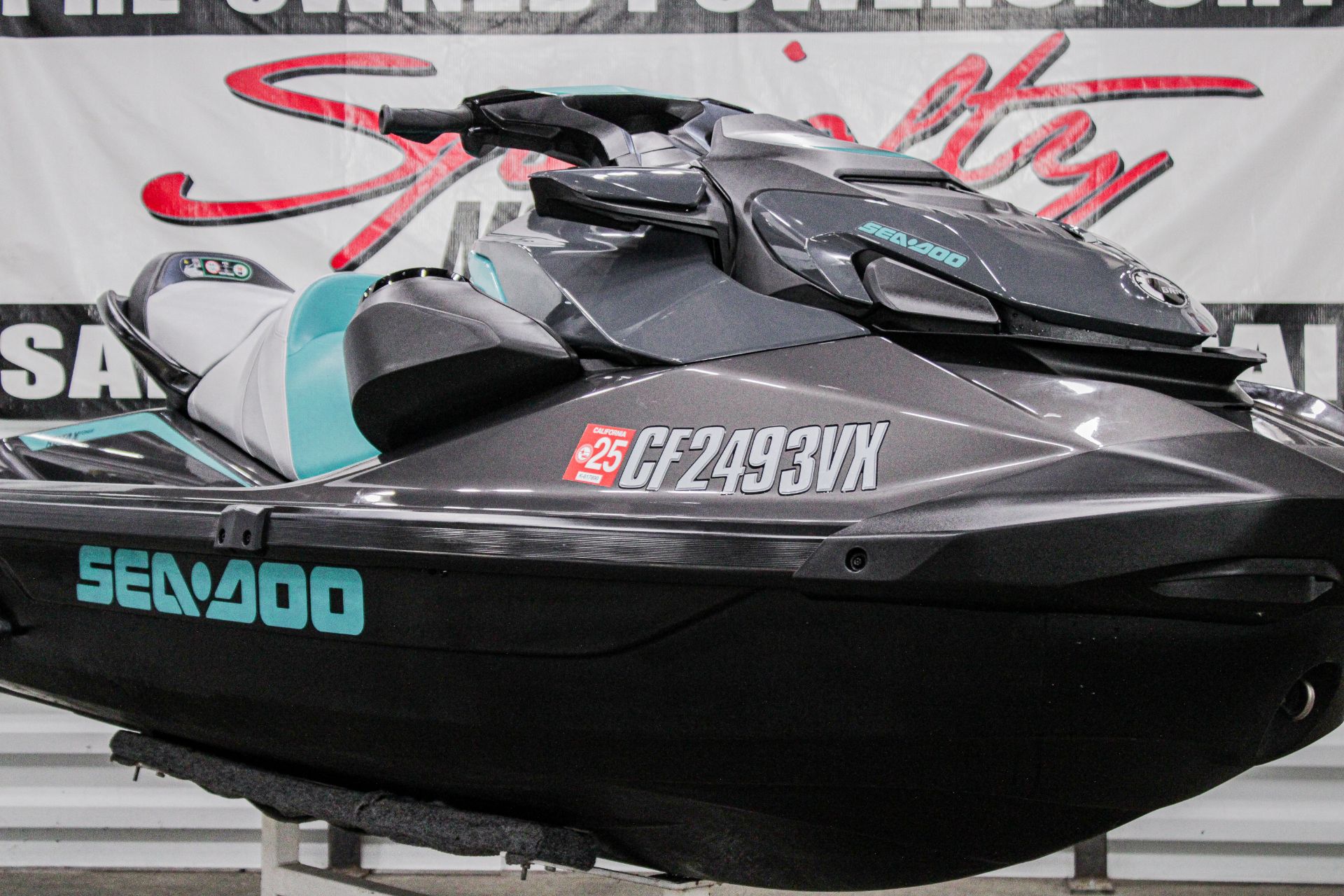 SEA97G324 - 2024 - Sea-Doo - BRP GTR 230 SOUND SYSTEM Front Right Zoomed In - Photo 7