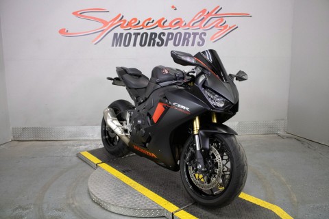 2018 Honda CBR1000RR in Sacramento, California - Photo 13