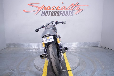 2016 Triumph Thruxton 1200 R in Sacramento, California - Photo 6