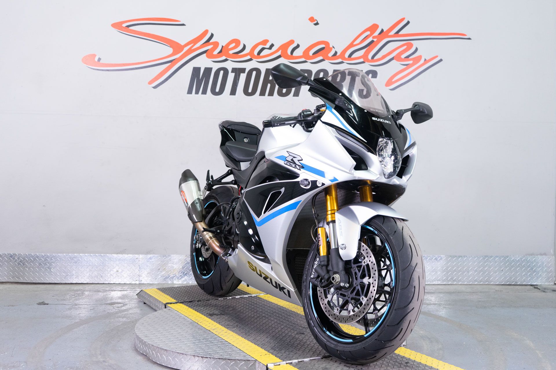 2025 Suzuki GSX-R1000R in Sacramento, California - Photo 2