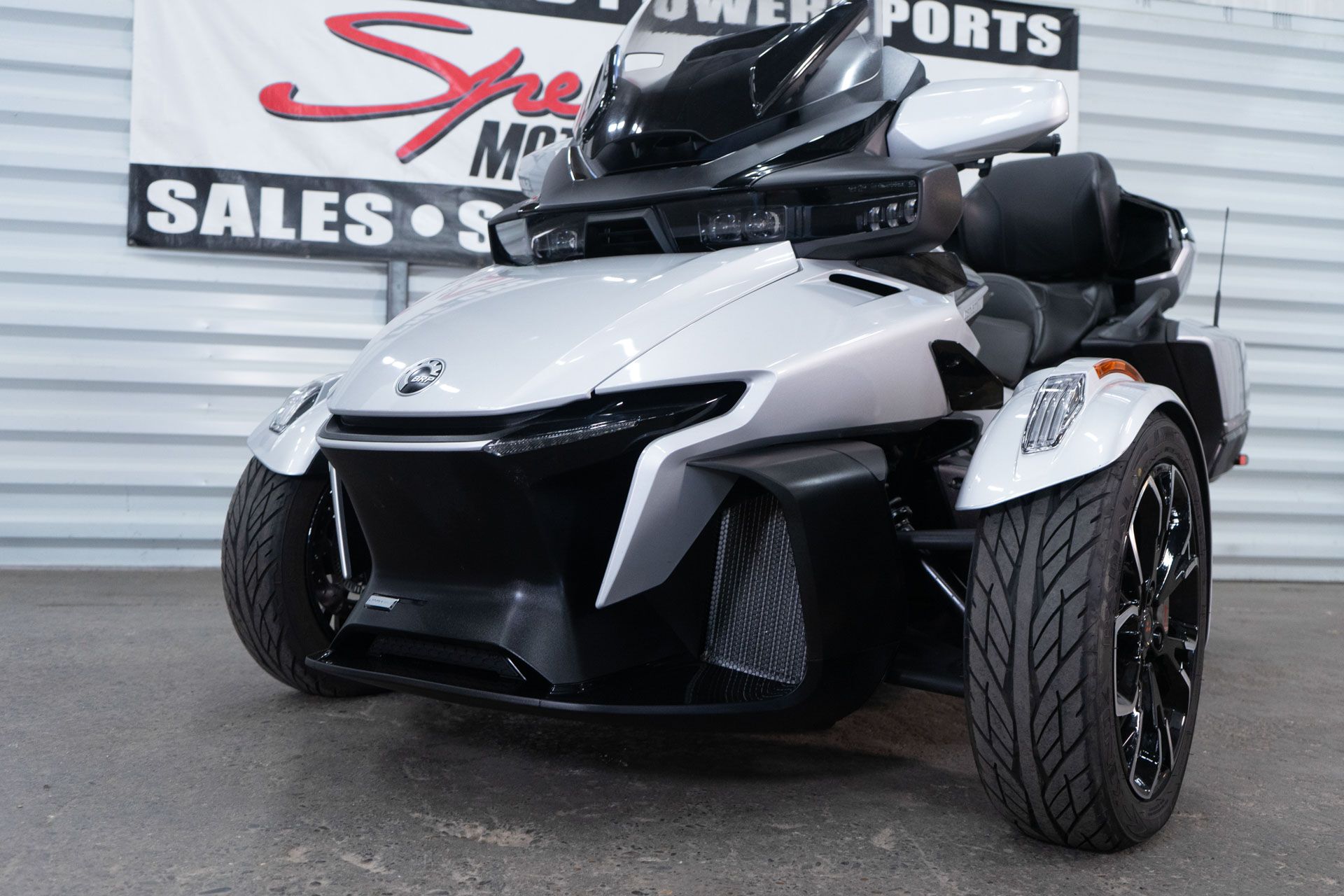 2023 Can-Am Spyder RT Limited in Sacramento, California - Photo 3