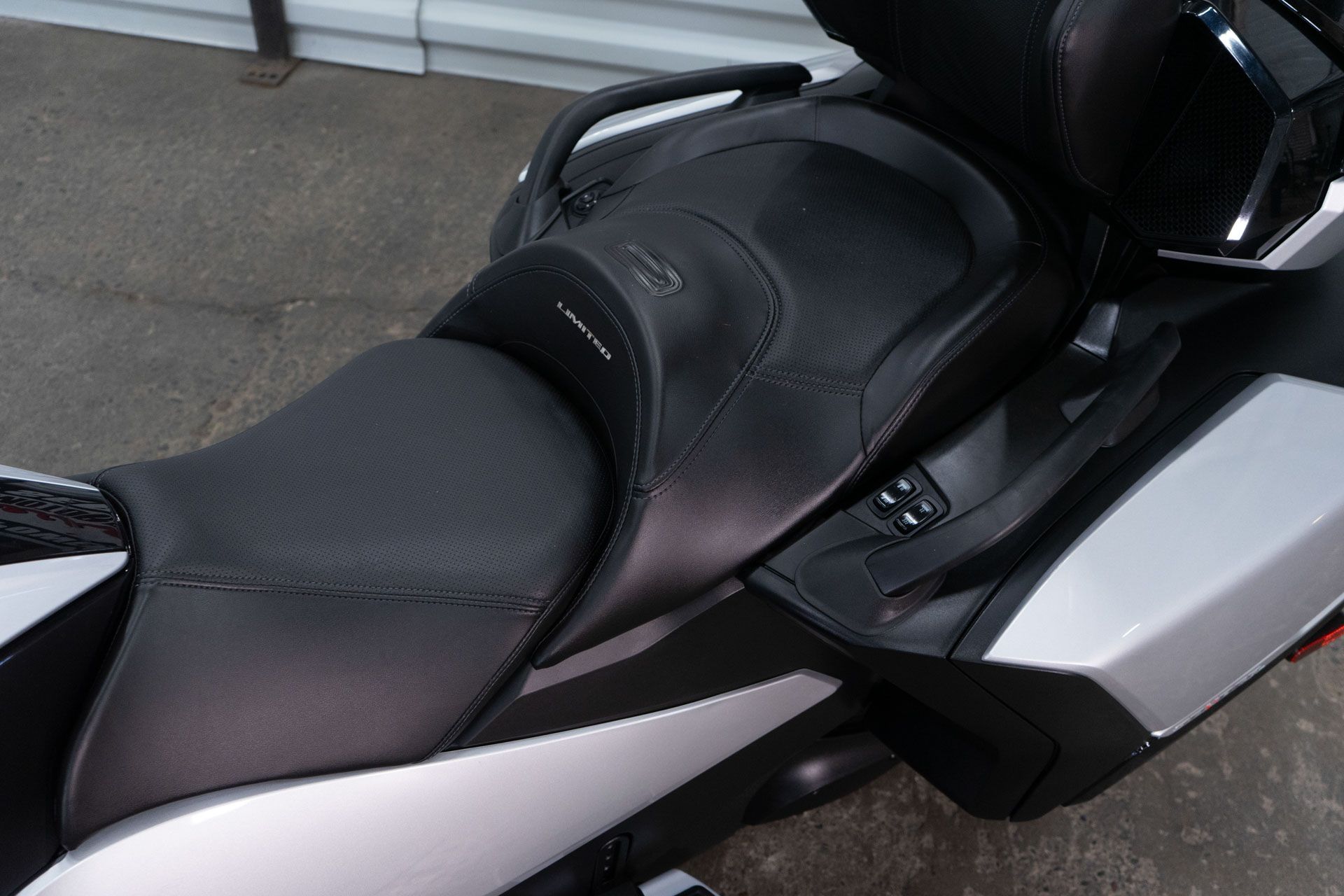 2023 Can-Am Spyder RT Limited in Sacramento, California - Photo 6