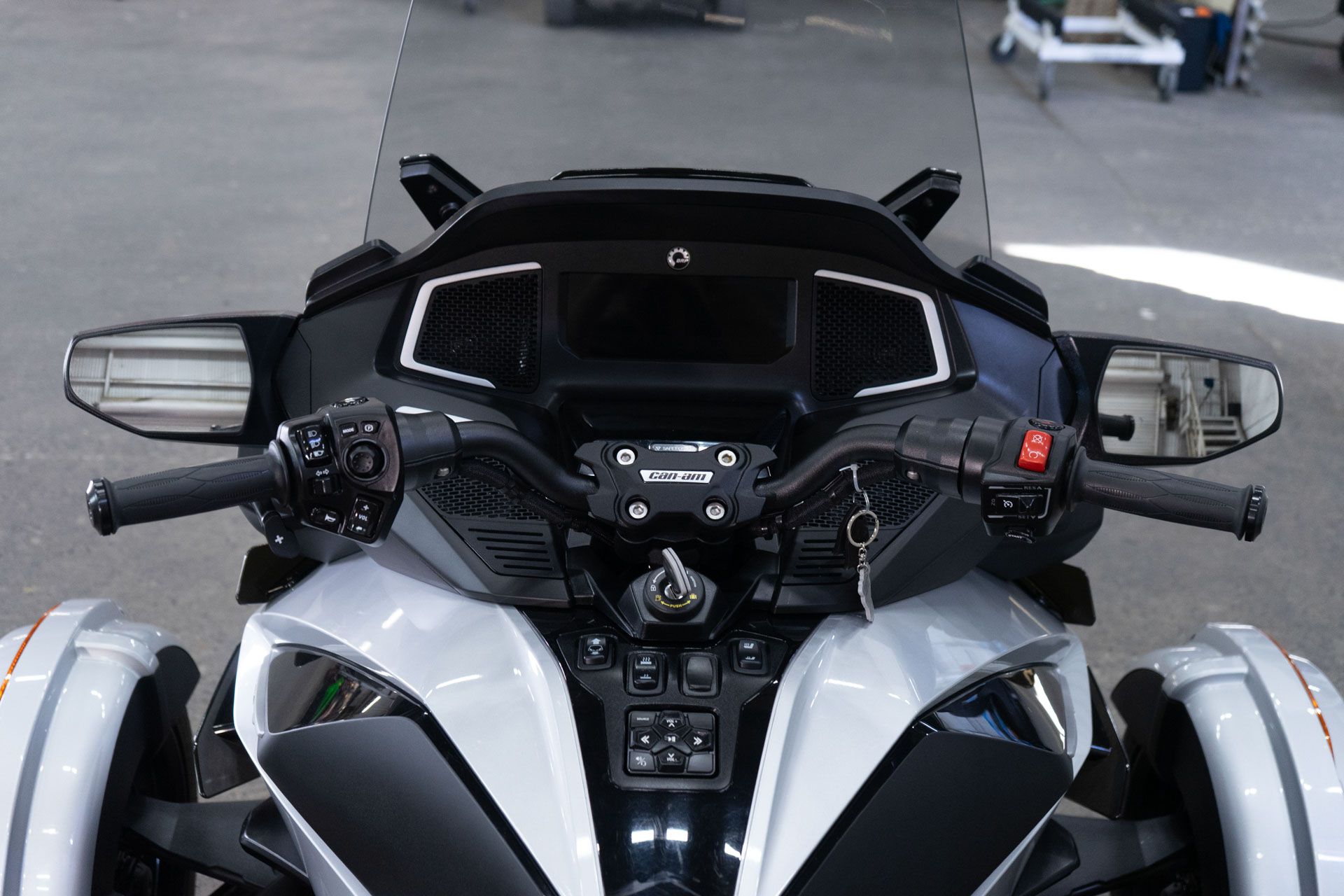 2023 Can-Am Spyder RT Limited in Sacramento, California - Photo 12