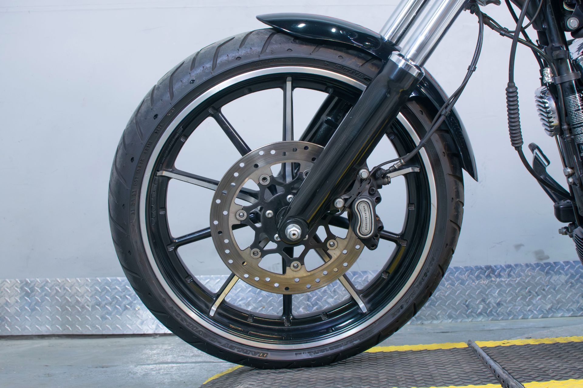 2016 Harley-Davidson Breakout® in Sacramento, California - Photo 9