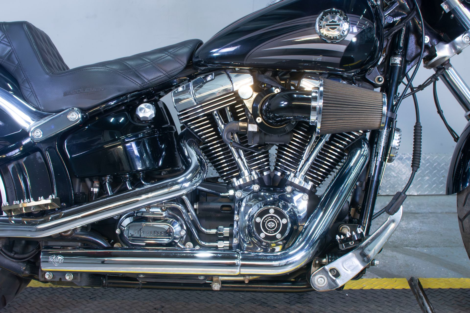 2016 Harley-Davidson Breakout® in Sacramento, California - Photo 14