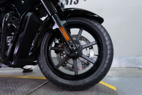 2013 Suzuki Boulevard C90 B.O.S.S. in Sacramento, California - Photo 7