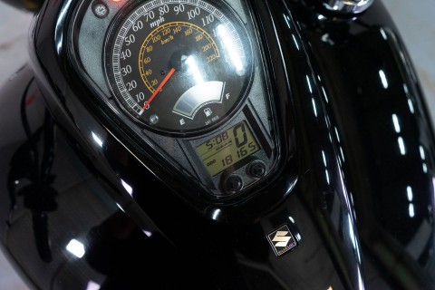 2013 Suzuki Boulevard C90 B.O.S.S. in Sacramento, California - Photo 18