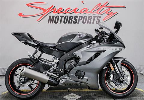 2018 Yamaha YZF-R6 in Sacramento, California - Photo 1