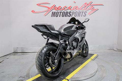 Rear Right Side Angle - Photo 5