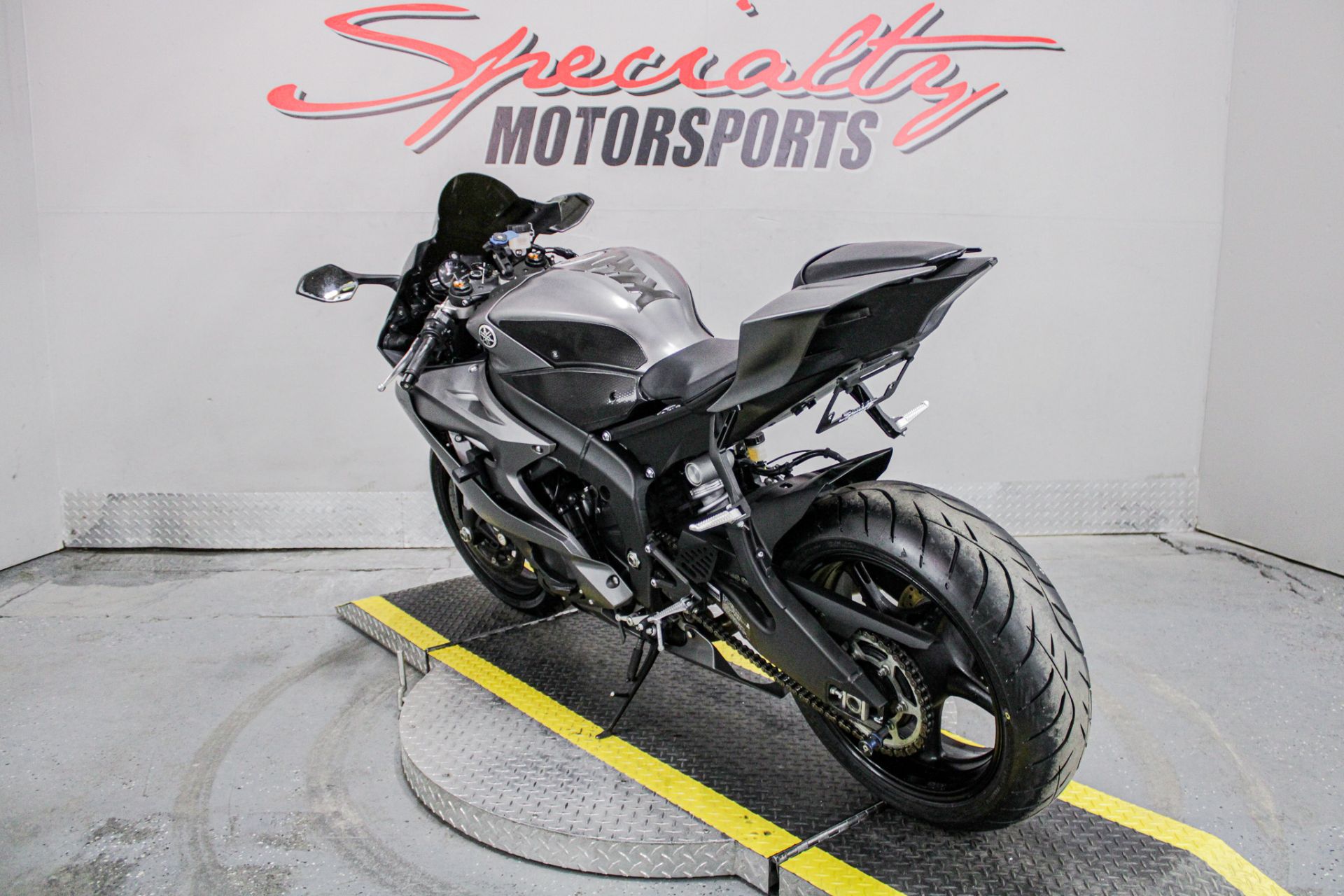 Rear Left Side Angle - Photo 7