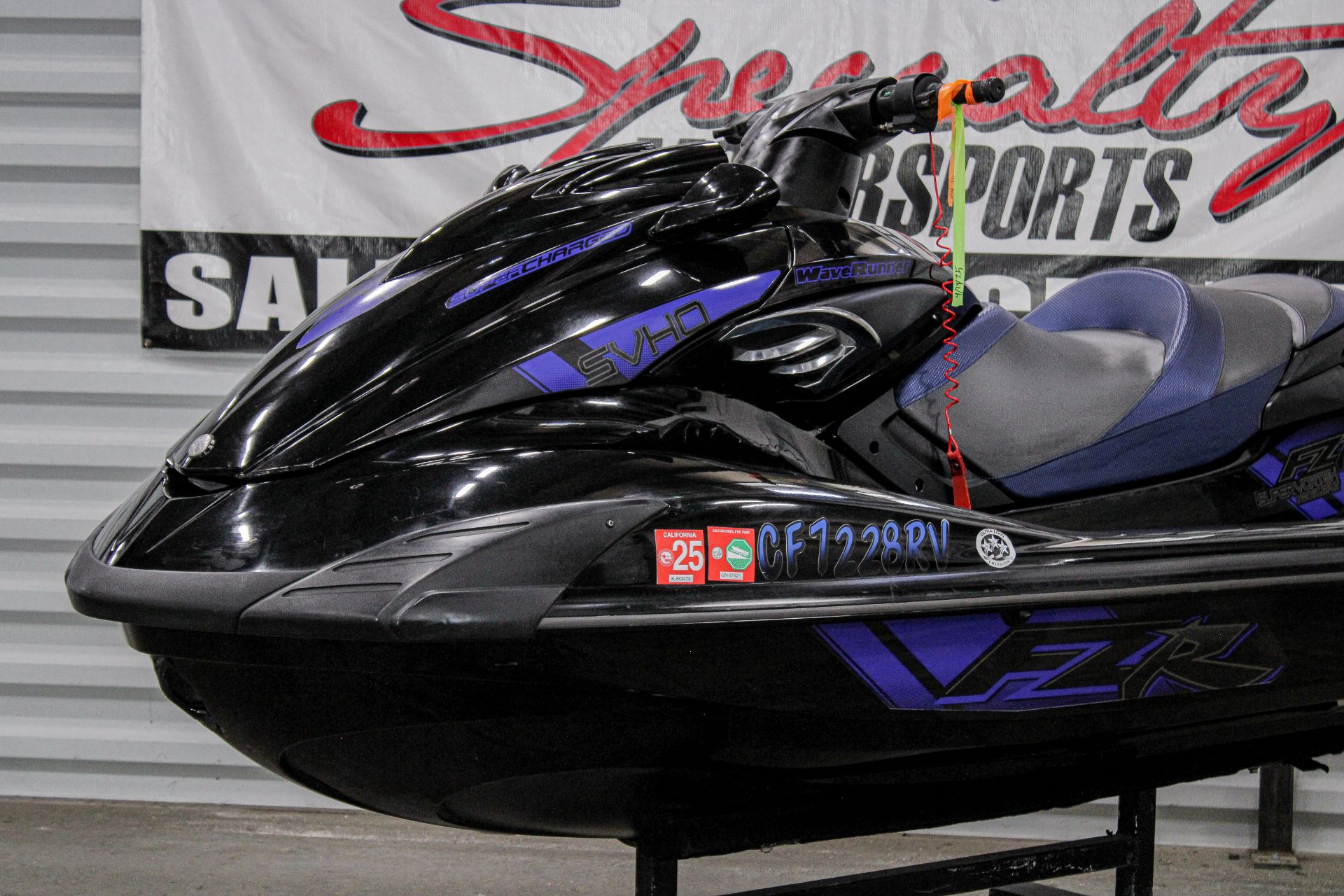 2014 Yamaha FZR in Sacramento, California - Photo 2