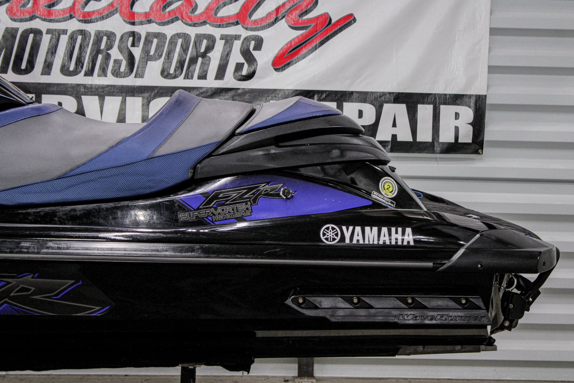 2014 Yamaha FZR in Sacramento, California - Photo 8