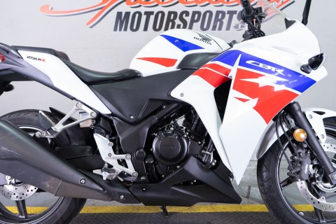 2013 Honda CBR®250R ABS in Sacramento, California - Photo 9