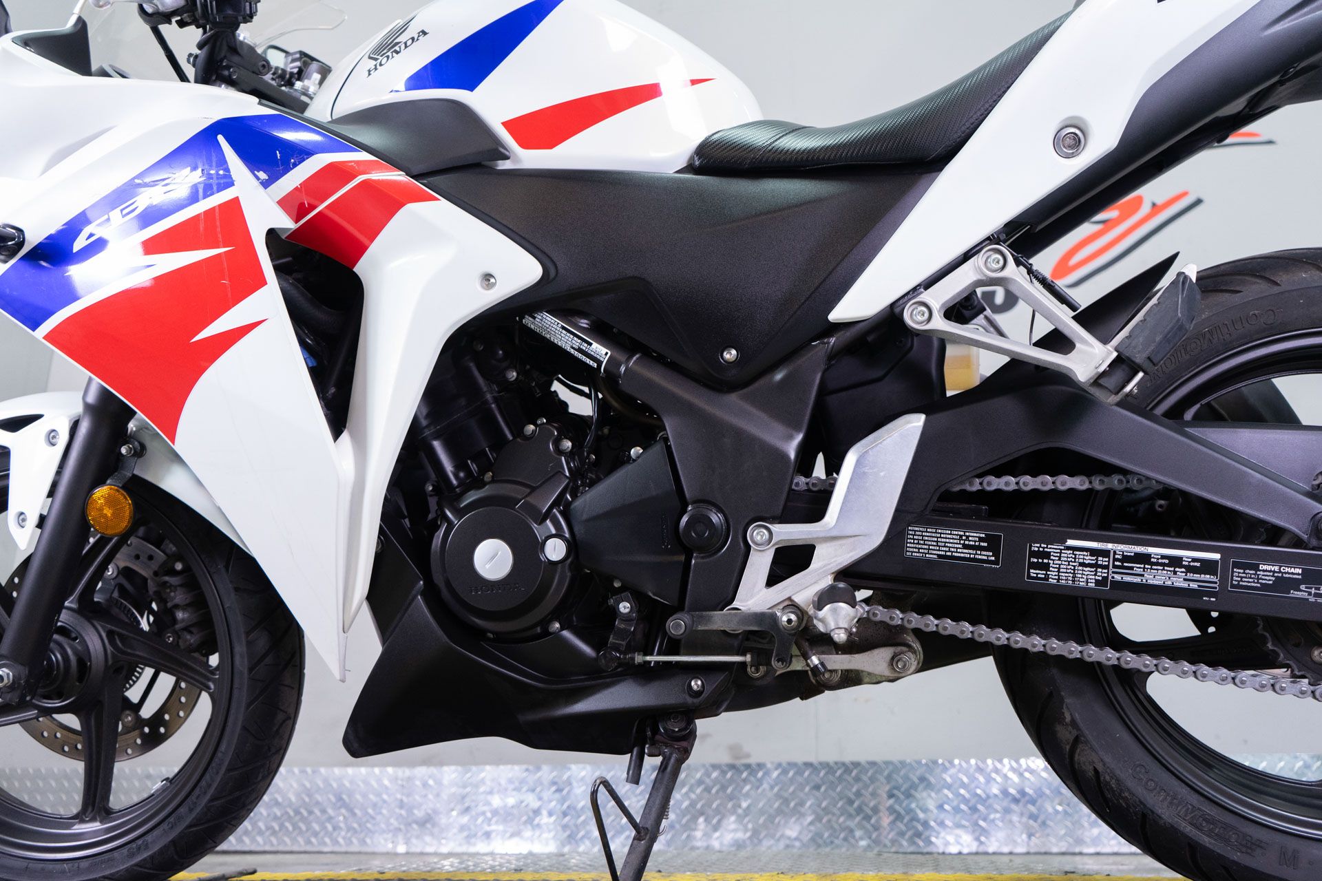 2013 Honda CBR®250R ABS in Sacramento, California - Photo 12