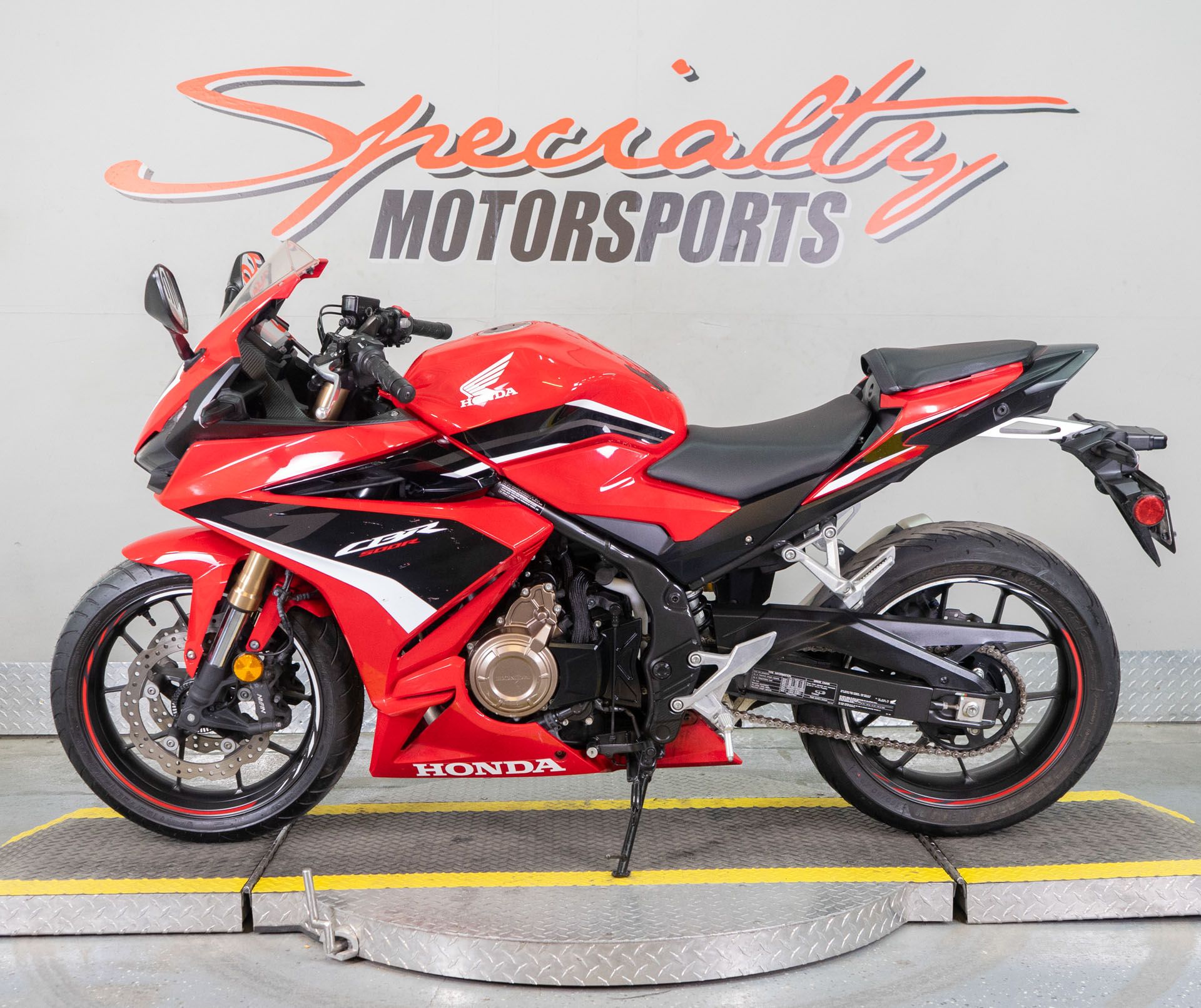 2022 Honda CBR500R ABS in Sacramento, California - Photo 4