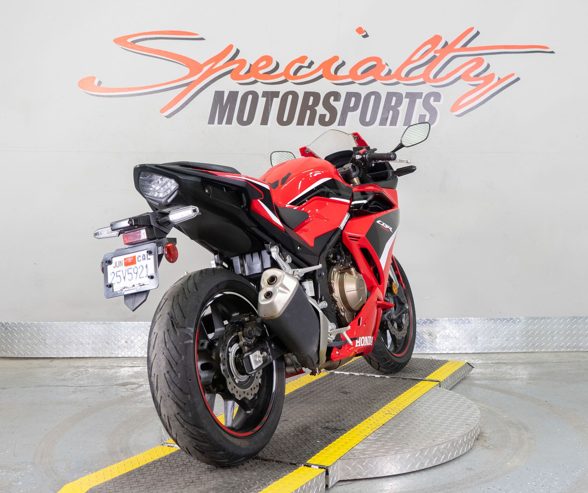 2022 Honda CBR500R ABS in Sacramento, California - Photo 7