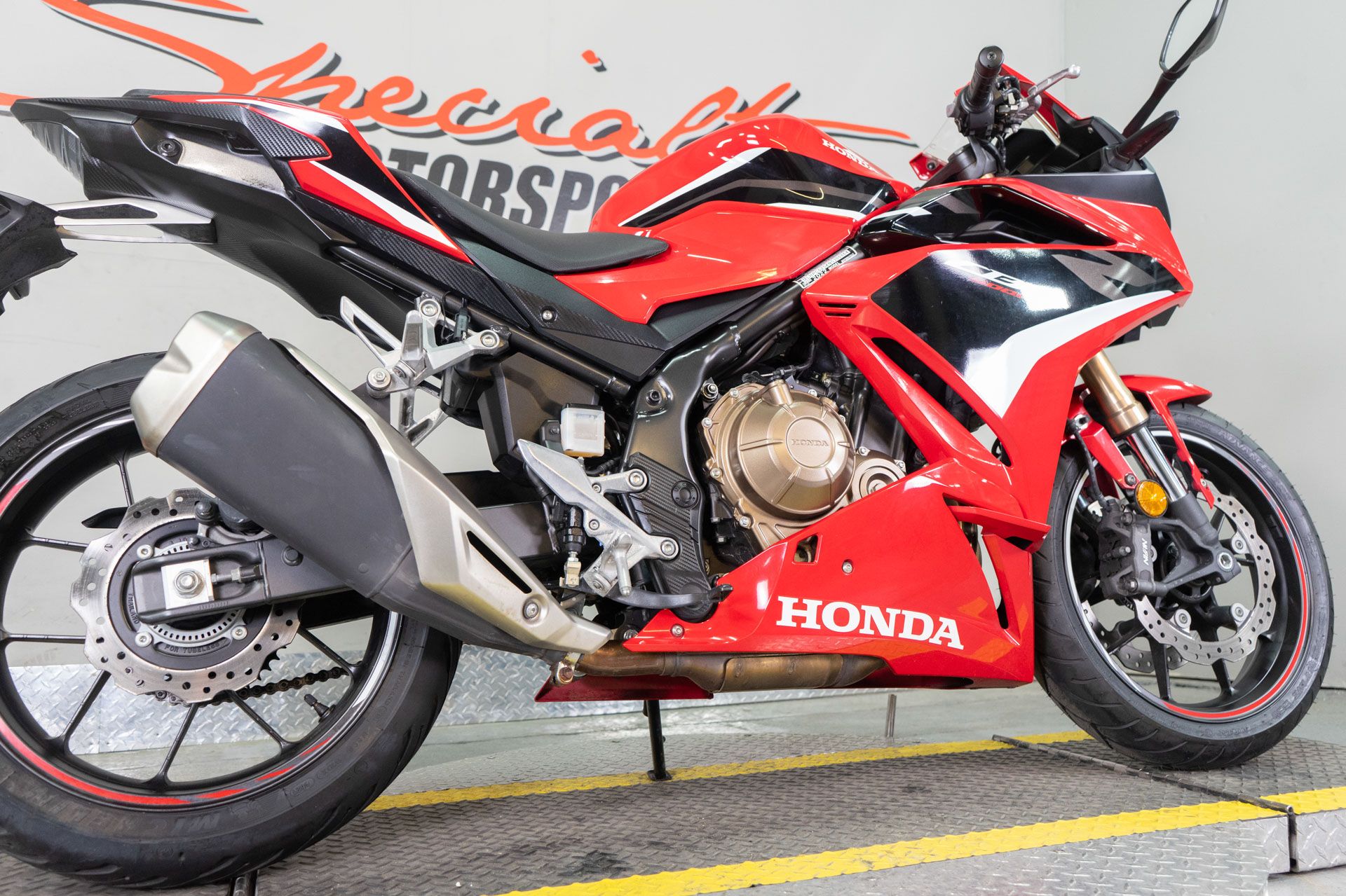 2022 Honda CBR500R ABS in Sacramento, California - Photo 10