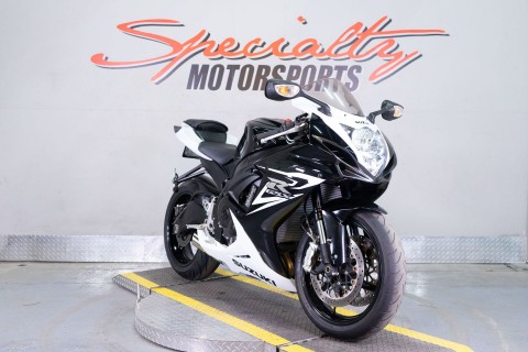 2014 Suzuki GSX-R600™ in Sacramento, California - Photo 2