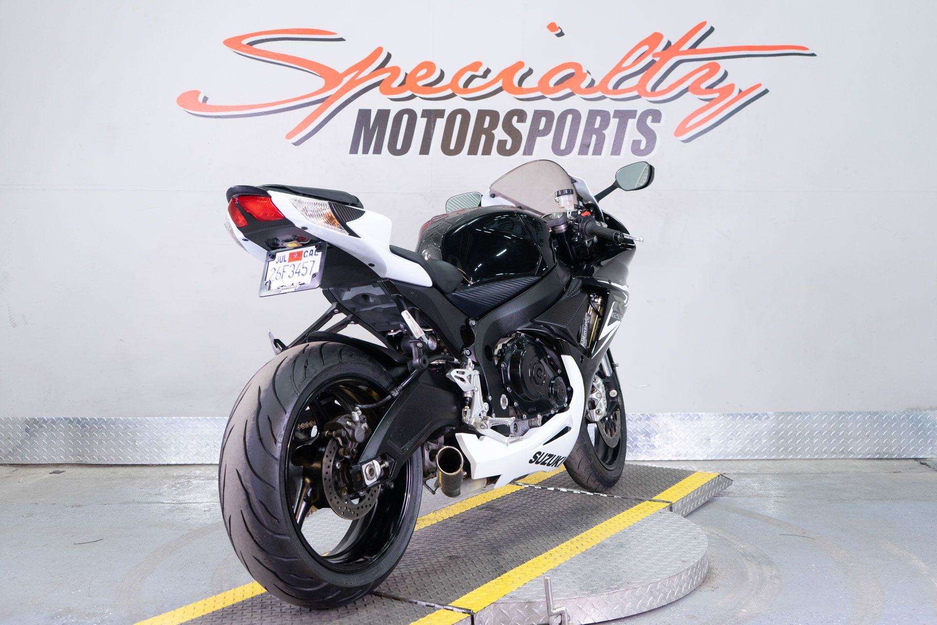 2014 Suzuki GSX-R600™ in Sacramento, California - Photo 6