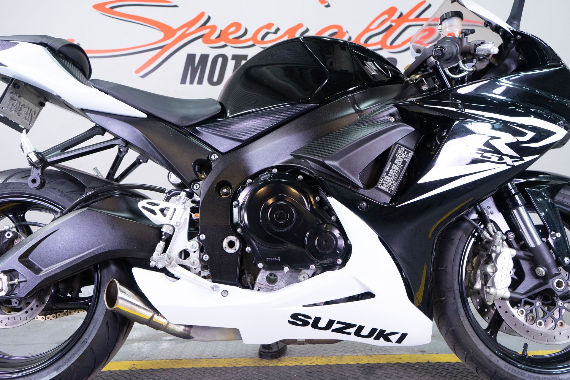 2014 Suzuki GSX-R600™ in Sacramento, California - Photo 9