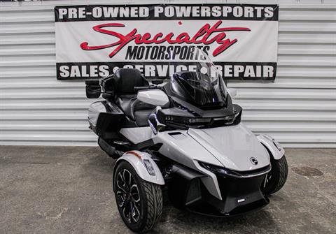 CAN005442 - 2022 - Can-Am - Spyder RT Limited Front Right Side View - Photo 8