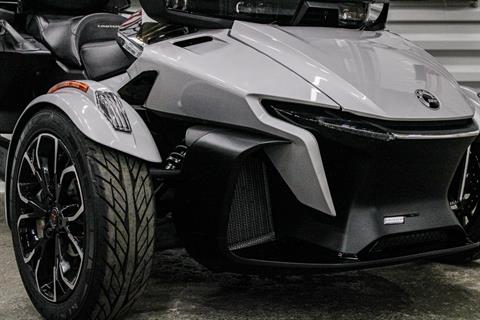 CAN005442 - 2022 - Can-Am - Spyder RT Limited Front Right Angle Zooomed In - Photo 9