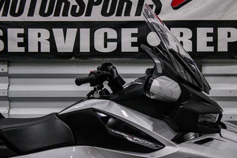 CAN005442 - 2022 - Can-Am - Spyder RT Limited Right Handle Bars - Photo 12