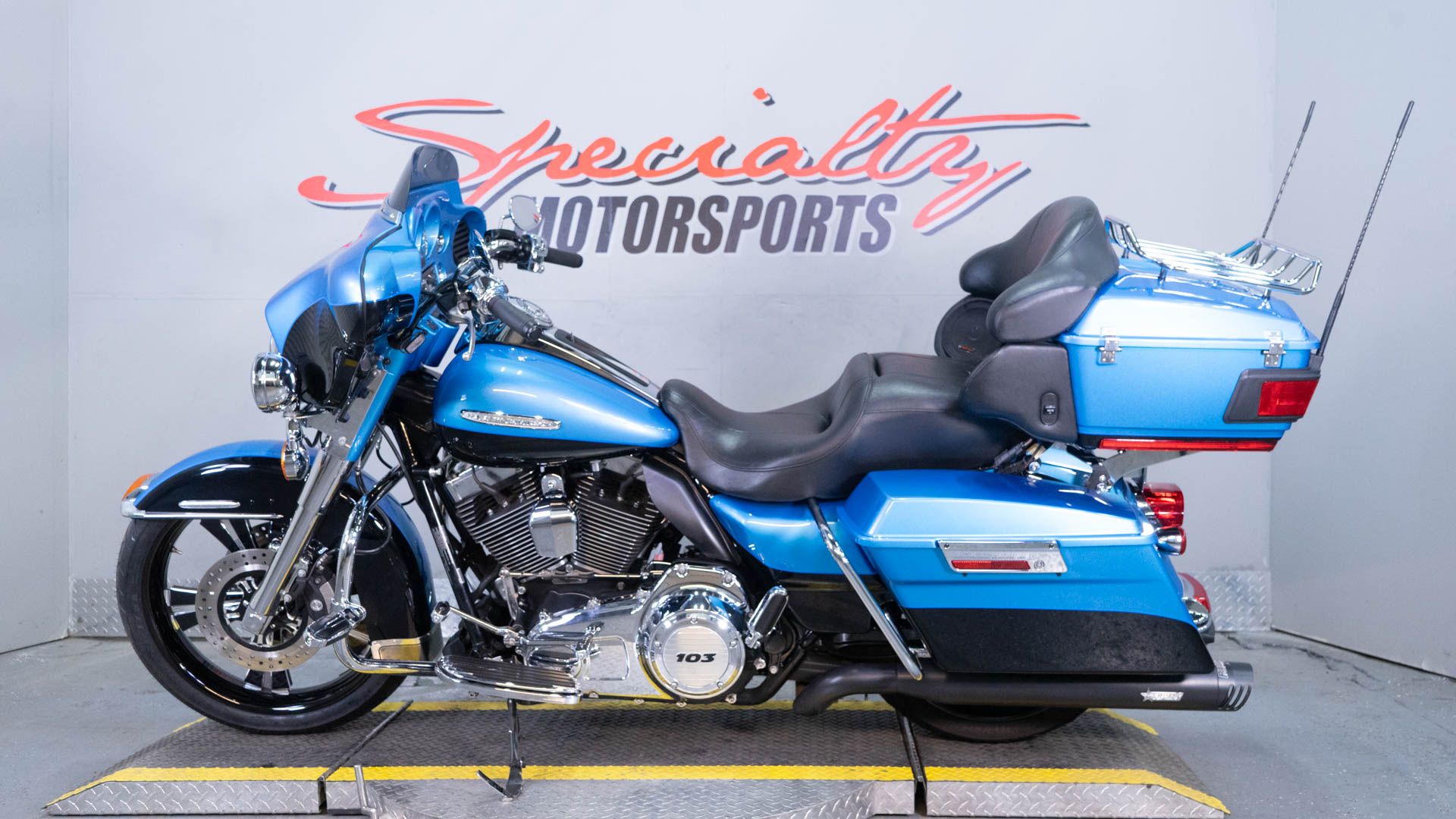 2011 Harley-Davidson Electra Glide® Ultra Limited in Sacramento, California - Photo 4