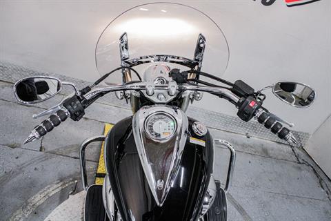 2011 Yamaha V Star 950 Tourer in Sacramento, California - Photo 17