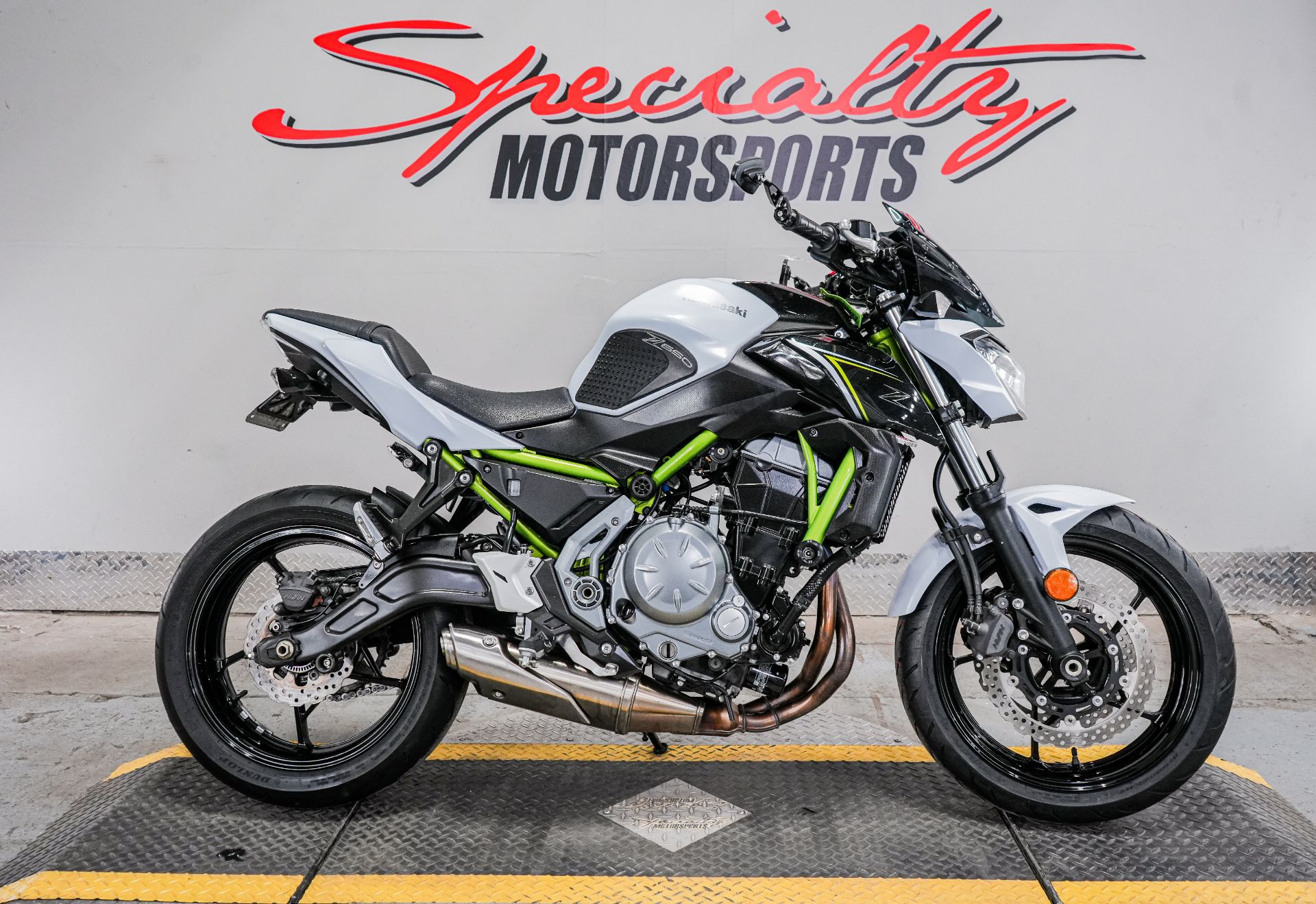 Kawasaki Z650 Image