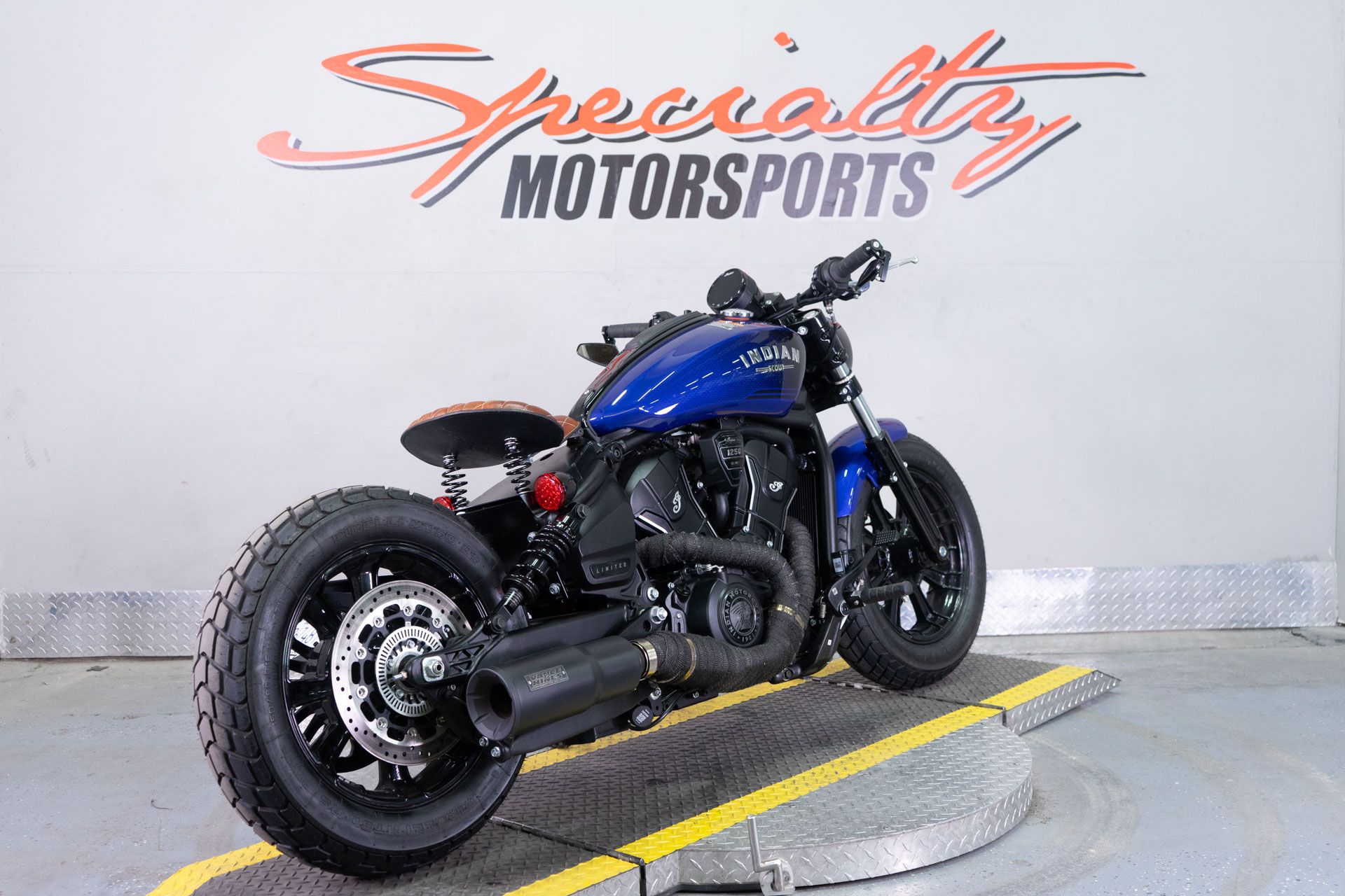 2025 Indian Motorcycle Scout® Bobber Limited +Tech in Sacramento, California - Photo 6