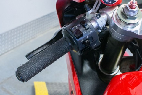 2011 Ducati Superbike 848 EVO in Sacramento, California - Photo 20