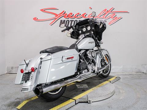 2010 Harley-Davidson Street Glide® in Sacramento, California - Photo 5