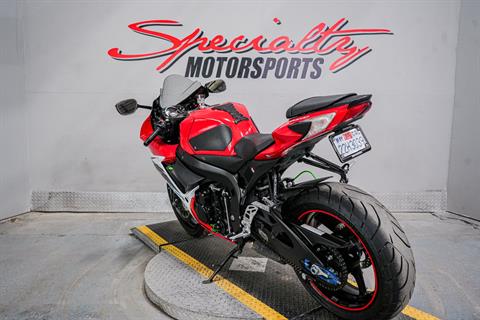 2013 Suzuki GSX-R600™ in Sacramento, California - Photo 4