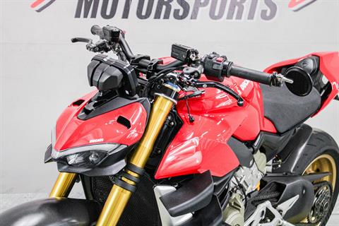 Front Left Zoomed In - Photo 11