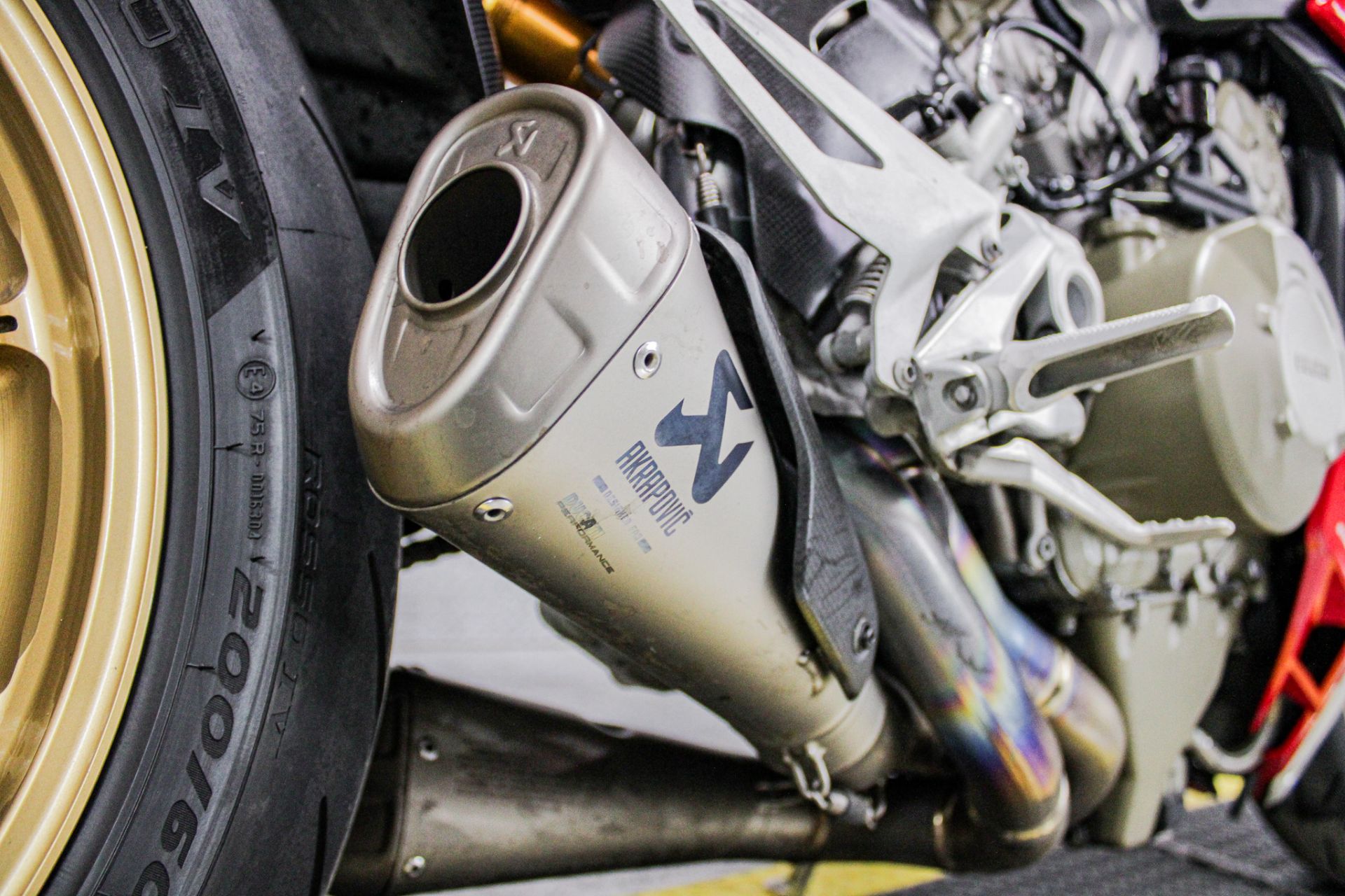 Modified Exhaust - Photo 16